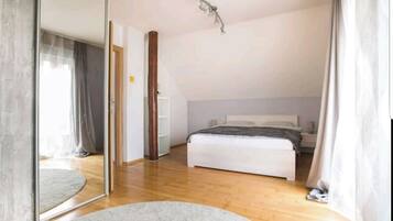 1 chambre, bureau, fer et planche Ă repasser, Wi-Fi gratuit