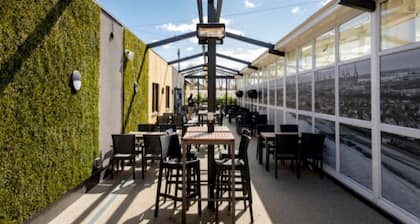 Felixstowe beach holiday park caravan/mobile home