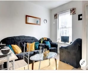 Smart TV - Your Nottingham Home(Chayil Experts) (Nottingham)