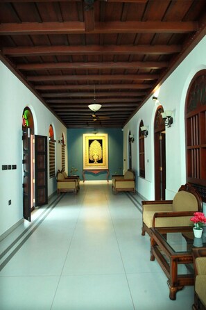 Interior - Villa De 1945 (Mahe)