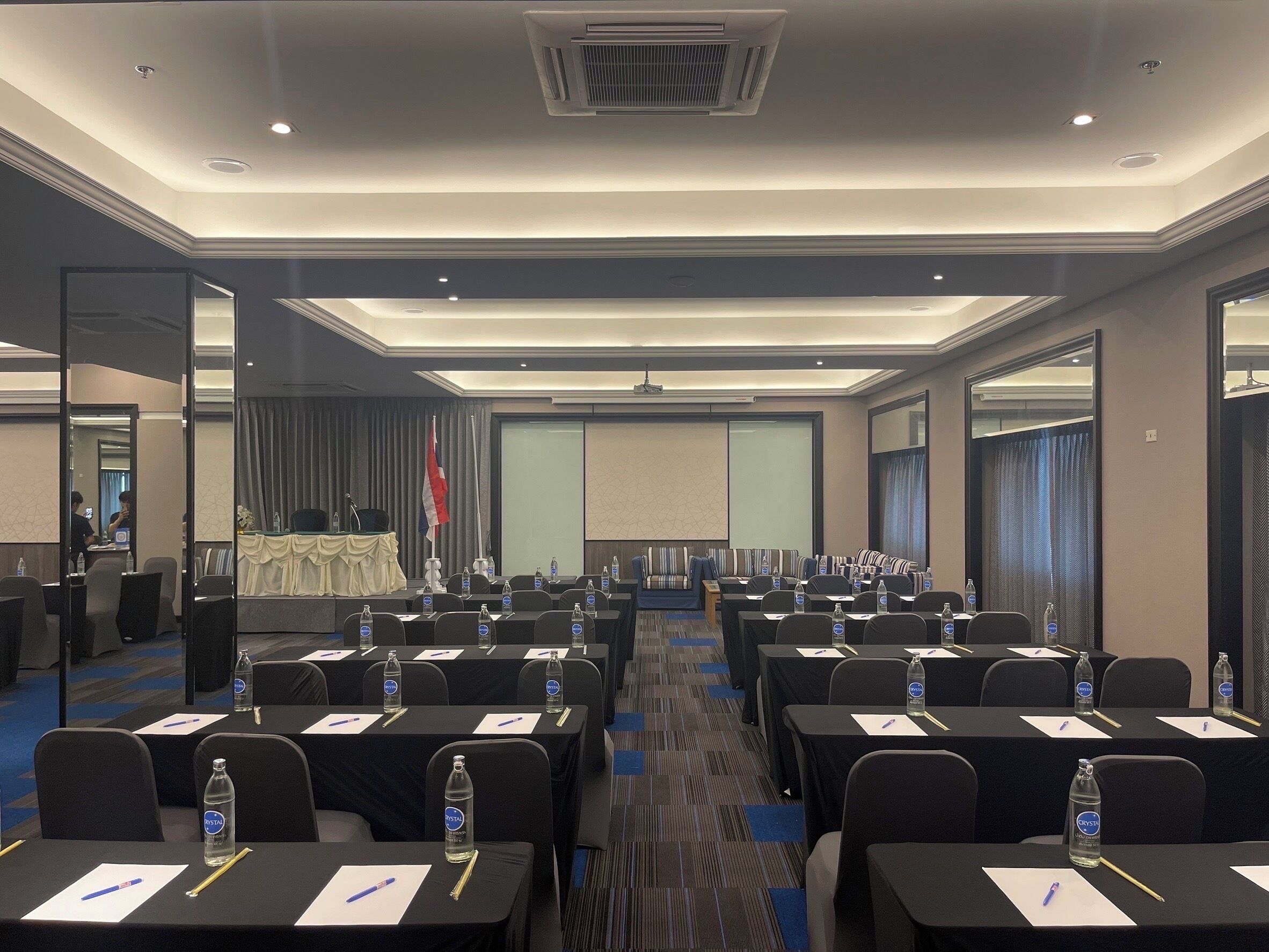 Photo - Witz Hotel Bangkok Ramkhamhaeng