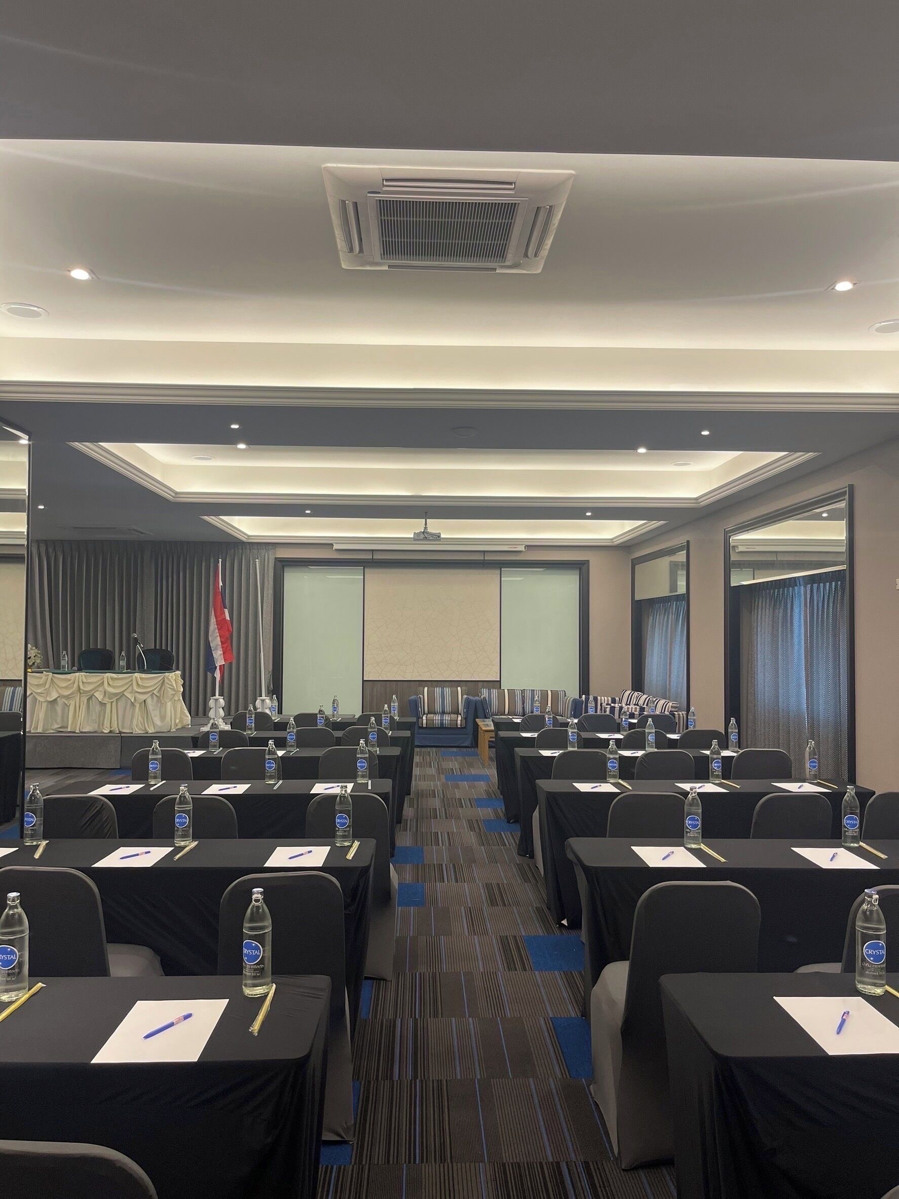 Photo - Witz Hotel Bangkok Ramkhamhaeng