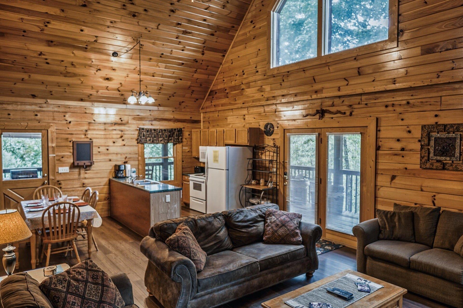 Precious Memories - Rustic Sevierville Retreat