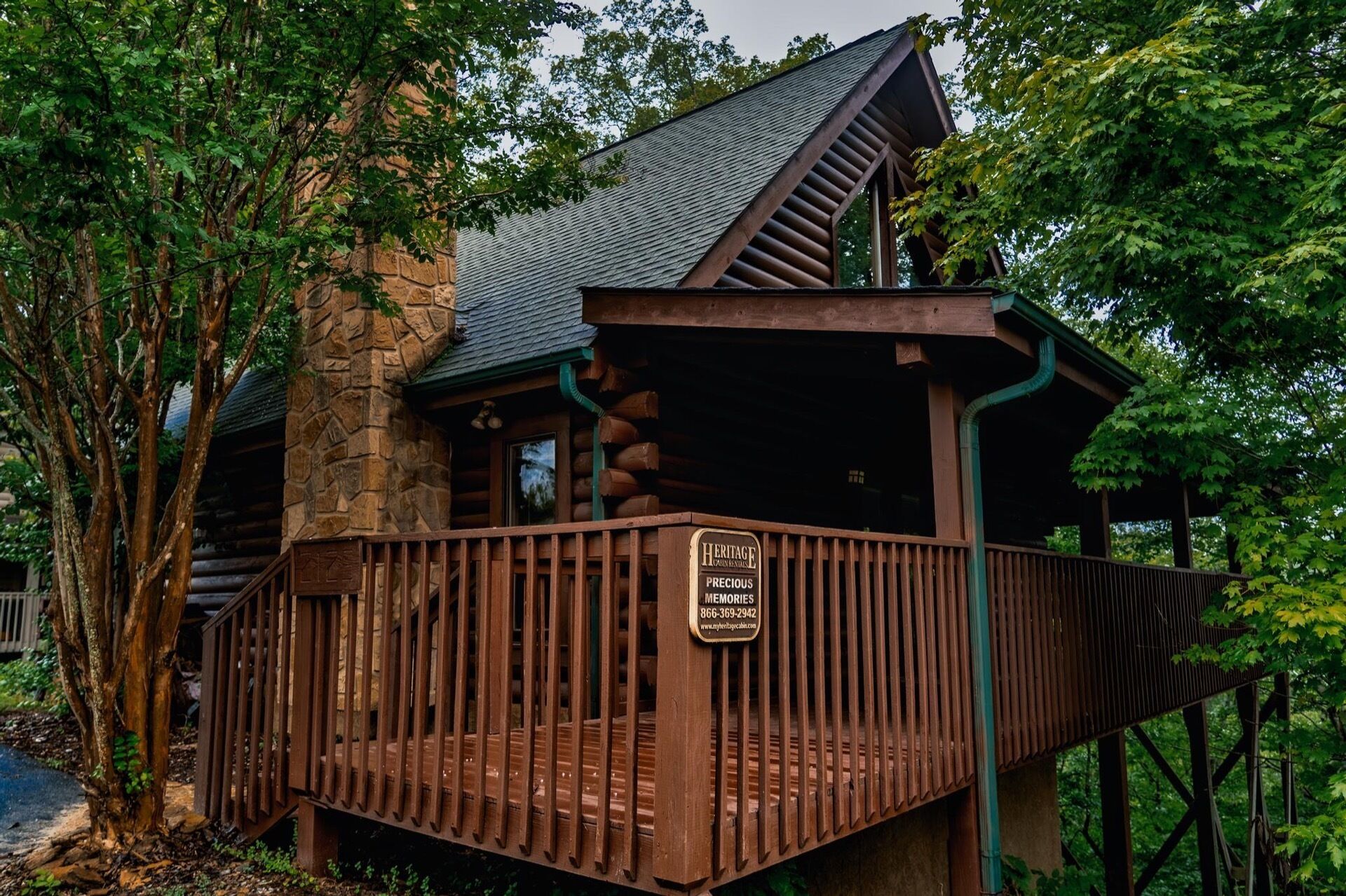 Precious Memories - Rustic Sevierville Retreat
