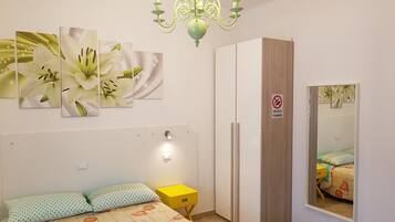 Doppel- oder Zweibettzimmer (Verde) | Schreibtisch, Bügeleisen/Bügelbrett, Zustellbetten, kostenloses WLAN