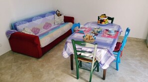 Petit déjeuner en libre-service compris tous les jours