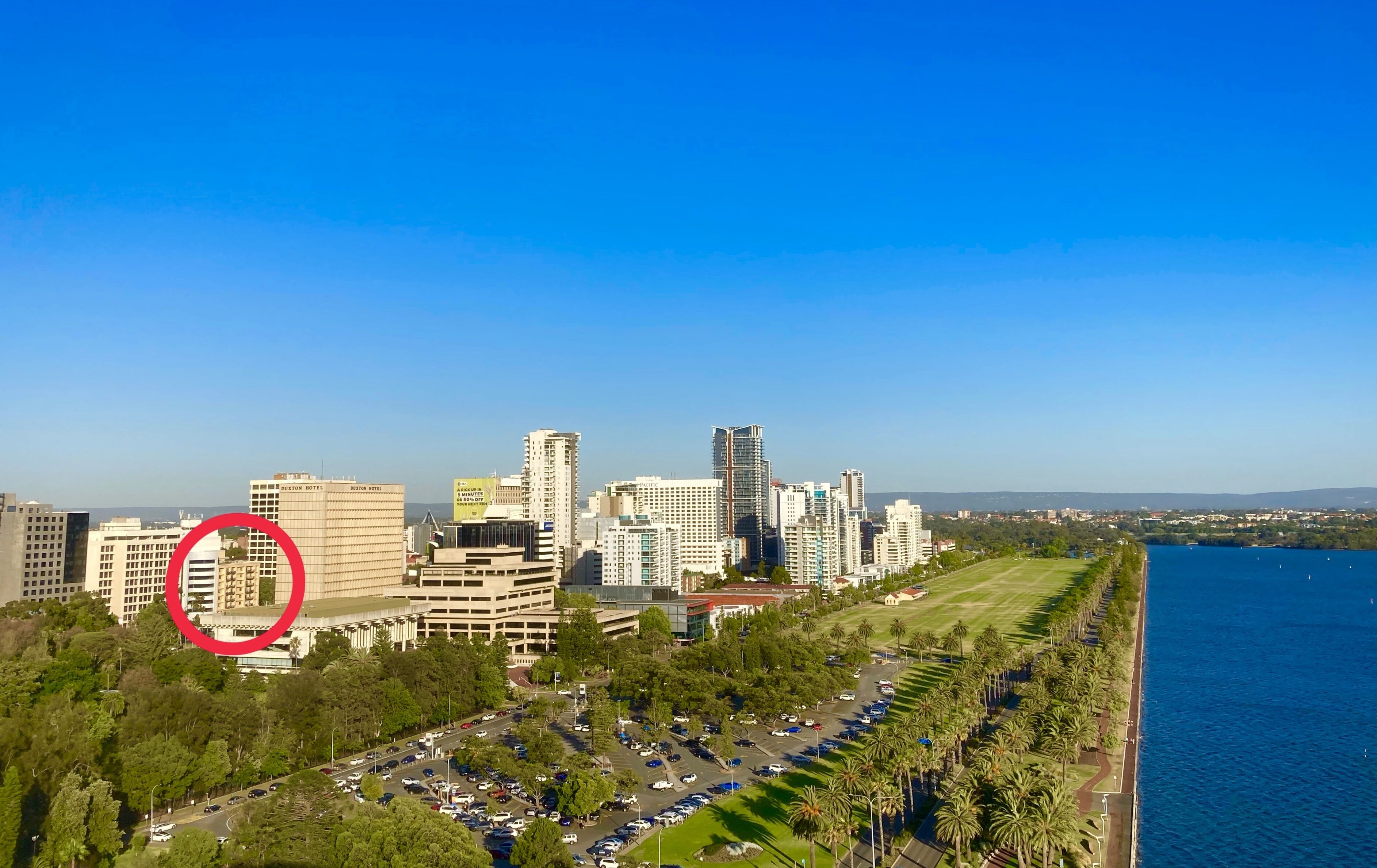 Luxury Private Suite CBD Location 