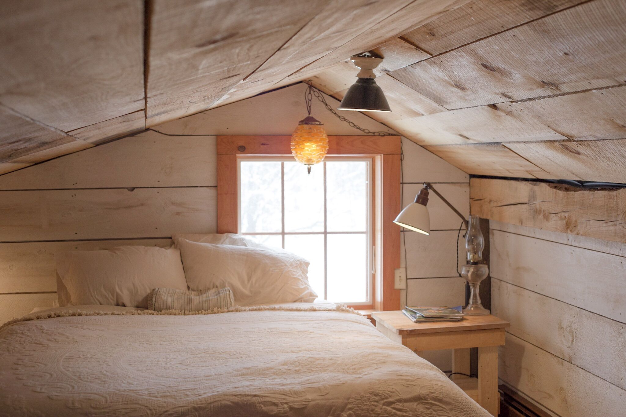 A Beautiful Art Studio & Loft!