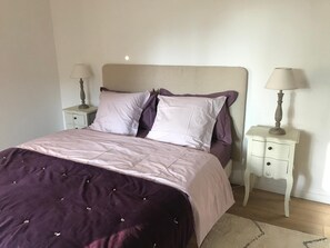 Luxe beddengoed, individueel gedecoreerd, individueel gemeubileerd