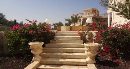 Azraq Oasis mansion