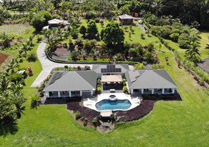 Exterior - Oceanfront paradise with AC and wifi close to Hilo (Papaikou)