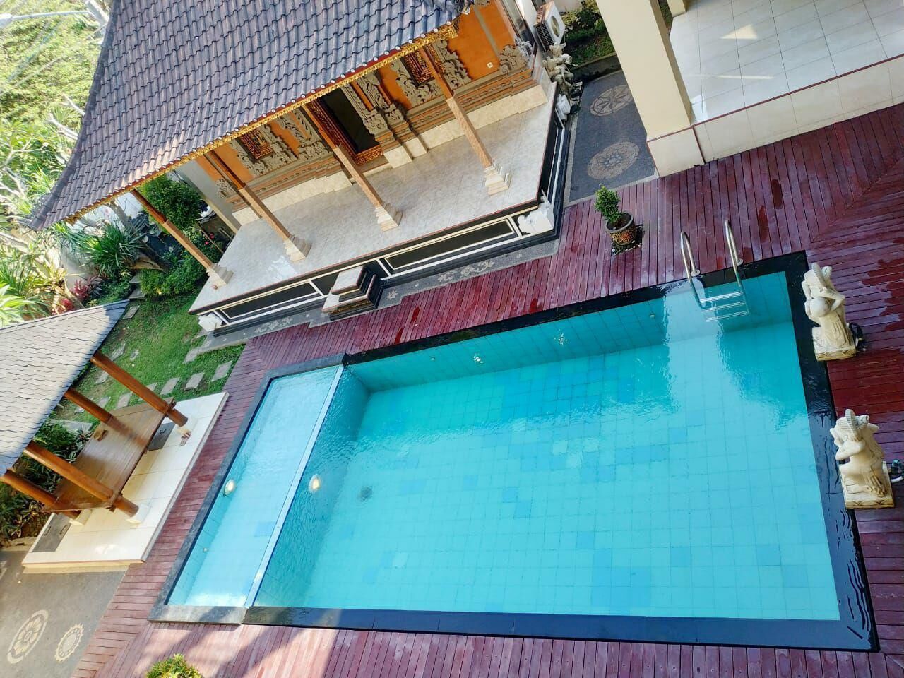 Indendørs pool, udendørs pool