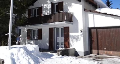 Joli appartement pour 6 personnes avec WIFI, TV et balcon