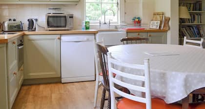 4 bedroom accommodation in Newton St Margarets