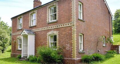 4 bedroom accommodation in Newton St Margarets