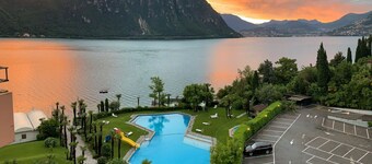 Cosy apartment for 4 guests with A/C, pool, WIFI, TV, balcony and panoramic view