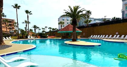 Stay at FantaSea Suite- Spring Break is Calling, Book Now!