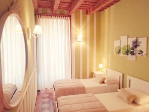 Standard-Zweibettzimmer | Schreibtisch, kostenloses WLAN, Bettwäsche