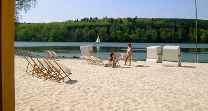 *** SEEDOMIZIL *** Neue Ferienwohnung mit Terrasse