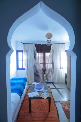 SURF HOUSE bed and breakfast