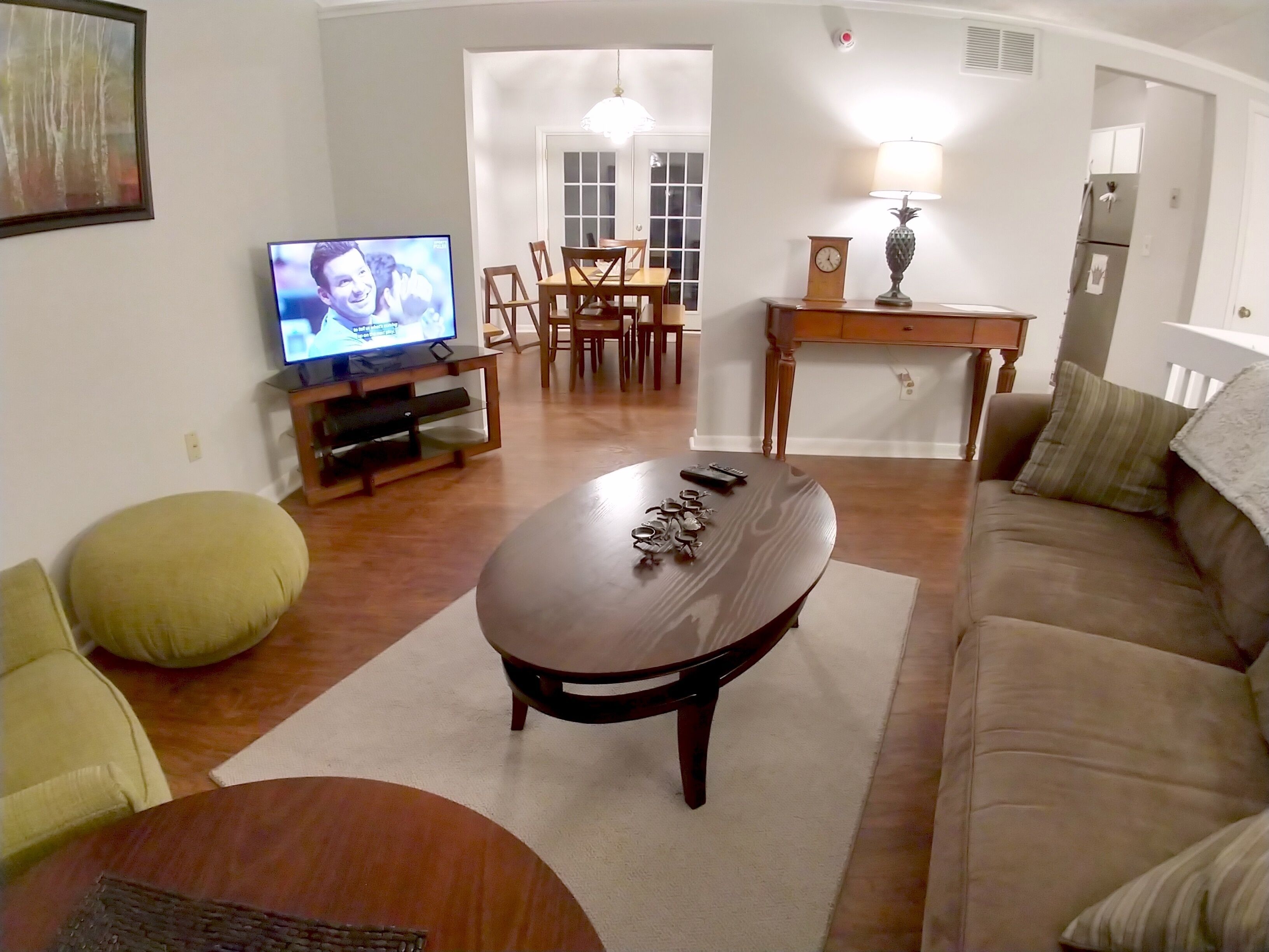Simply Severn - Bright, open, comfortable in Baltimore &  DC Area.