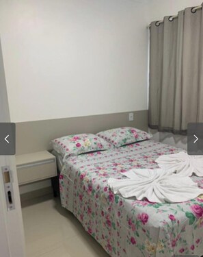 1 slaapkamer, een bureau, een strijkplank/strijkijzer, gratis wifi