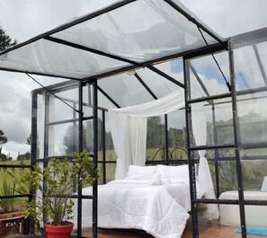 Svit Deluxe | Sängtillbehör av högsta kvalitet, gratis wi-fi och sängkläder