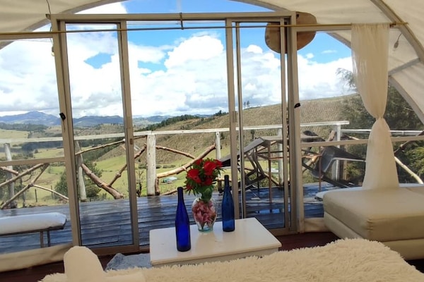 Suite Deluxe | 1 habitación, ropa de cama de alta calidad, wifi gratis y ropa de cama