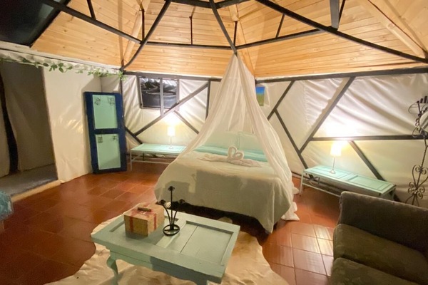 Bungalow | Ropa de cama de alta calidad, wifi gratis, ropa de cama