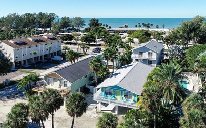 Great location near Manatee Beach 1BR at Casa Coconut AMI#3