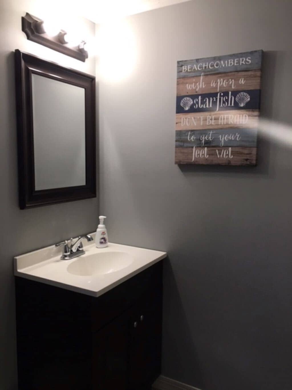 The Vineyard House - Quiet and Quaint Full House