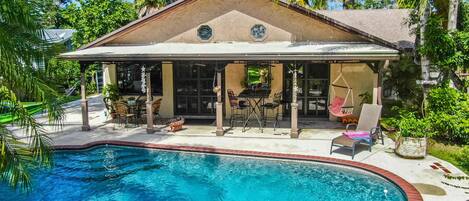 Alberca al aire libre