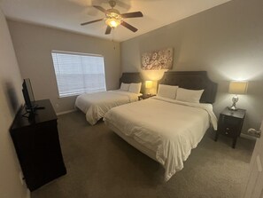 3 Schlafzimmer, Bügeleisen/Bügelbrett, WLAN, Bettwäsche