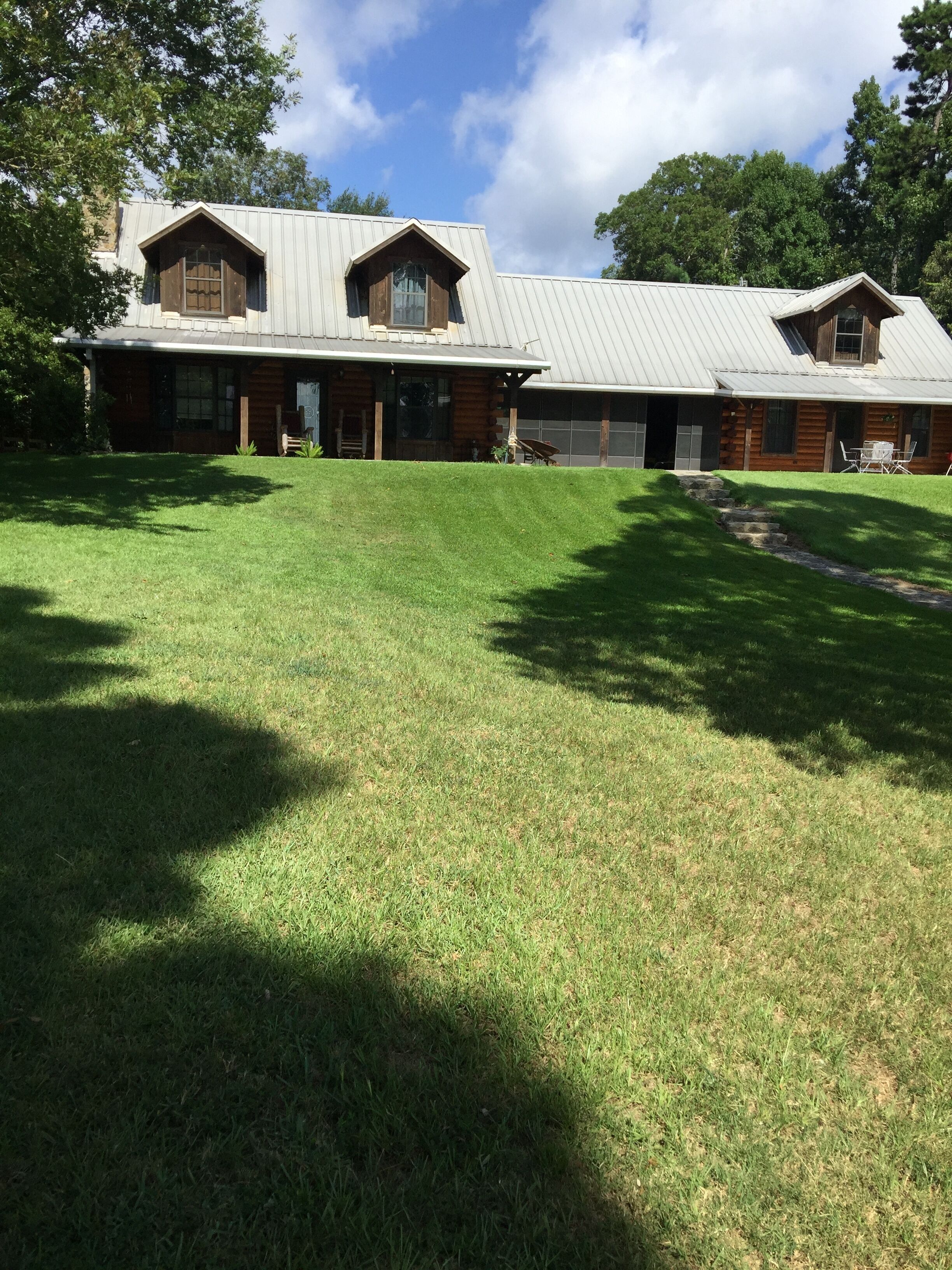 Log Home near Cypress Bend. Boat House, Fire Pit, Upscale 
