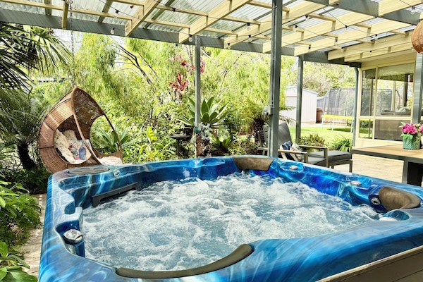 Bain à remous extérieur