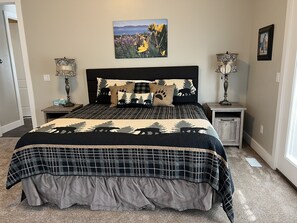 7 chambres, fer et planche à repasser, lit parapluie, Wi-Fi gratuit