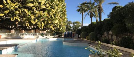 Piscine extérieure