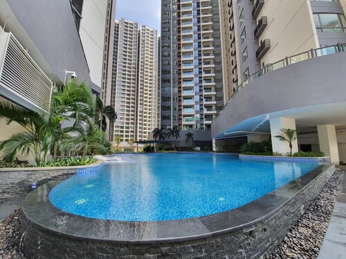 R&F Airbnb Home Sweet Home