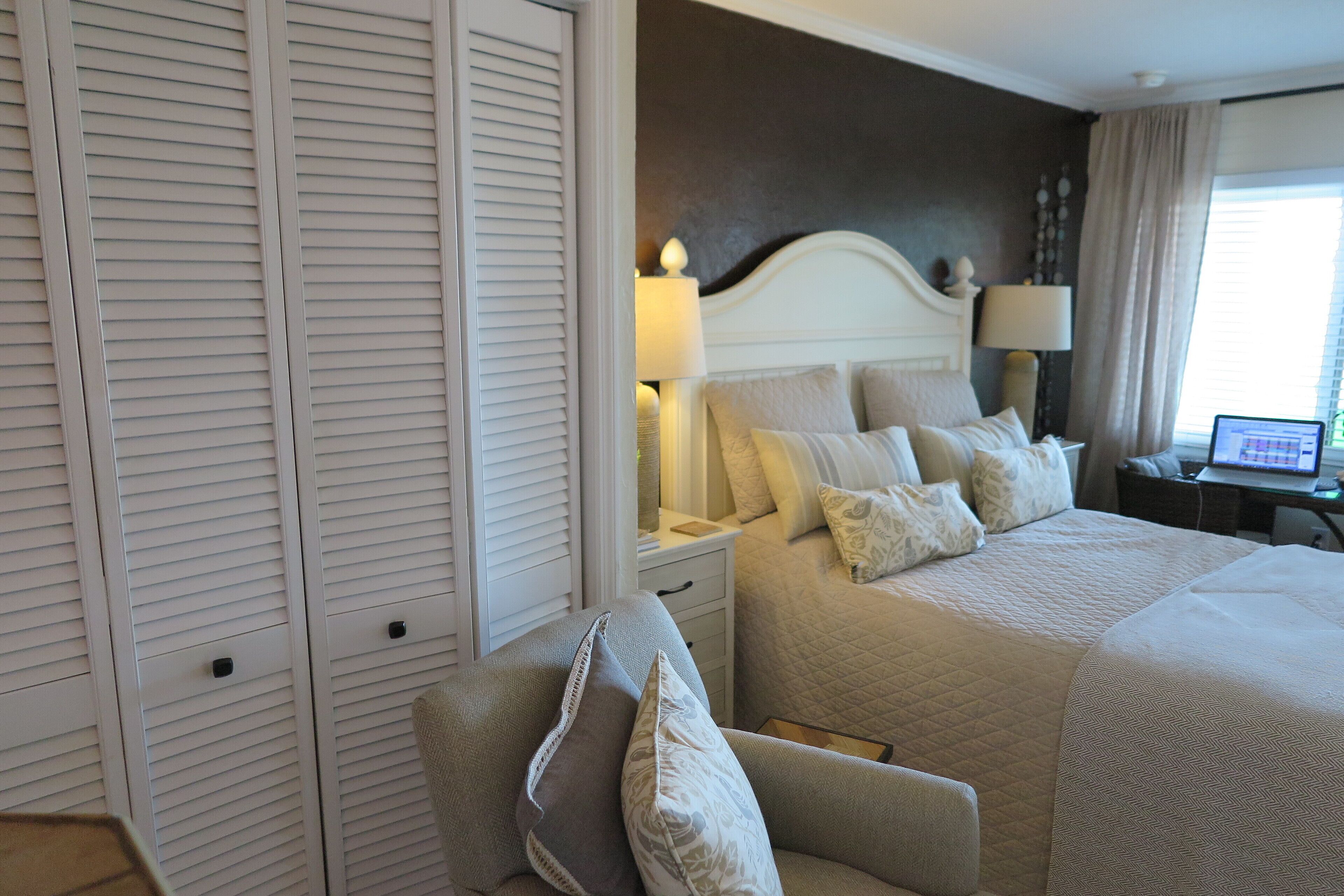 Beachfront Studio right on the Sand! Heart of Anna Maria Island