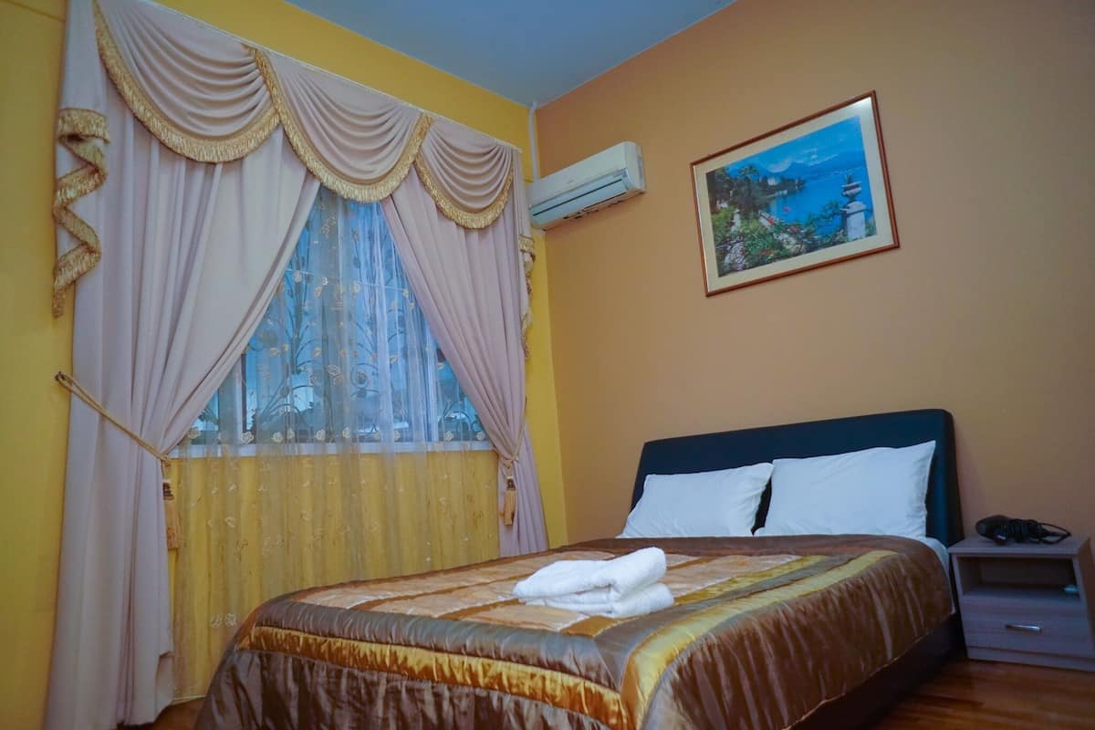 1 bedroom, soundproofing, free WiFi, bed sheets