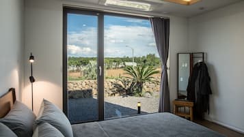 2 bedrooms, free WiFi