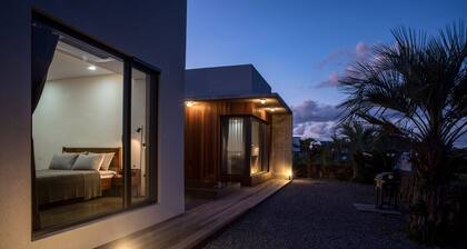 This is a modern design space, and you can enjoy outdoor bath facilities