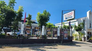 Overnatningsstedets facade