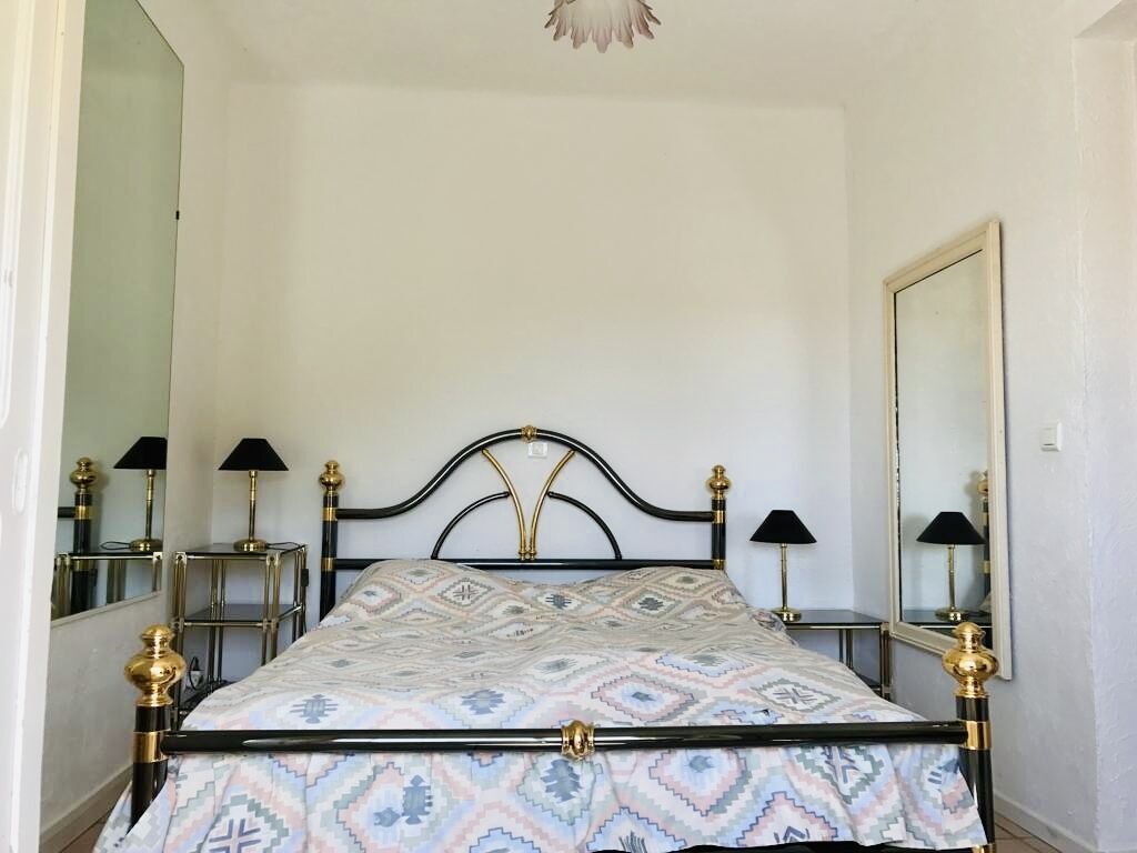 Holiday house MIMOSA over the roofs of Nice