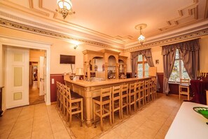 Bar (on property) - Pałac Kursko (Miedzyrzecz)