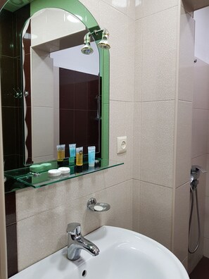 Chambre Double Deluxe | Salle de bain