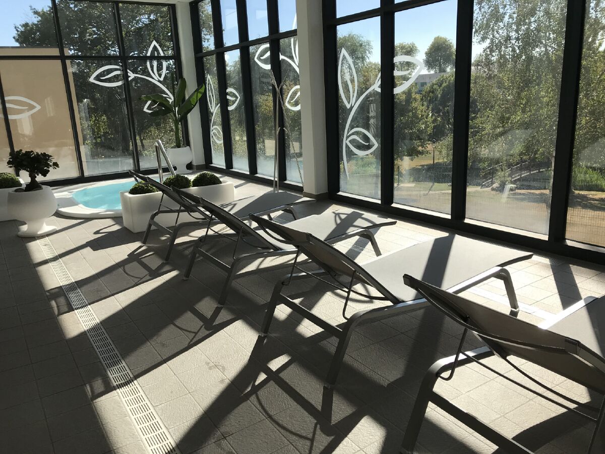 Espace bien-être : Hammam, saunas, jacuzzi, douches massantes... 