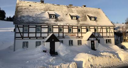Ferienhaus am Skihang