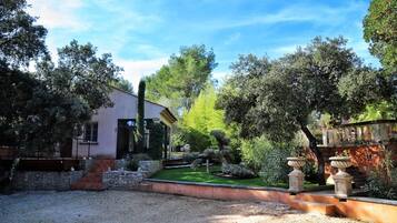 Enceinte de lâhĂ©bergement