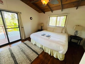 4 bedrooms, in-room safe, iron/ironing board, free WiFi
